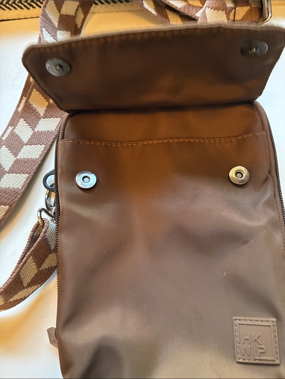 Ihkwip Brown Crossbody Bag with Patterned Strap - Picture 3 of 10